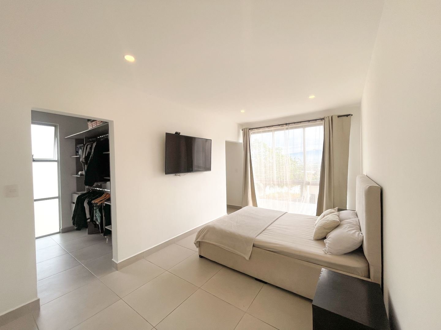 Home in Vistas de Santa Ana — photo 10