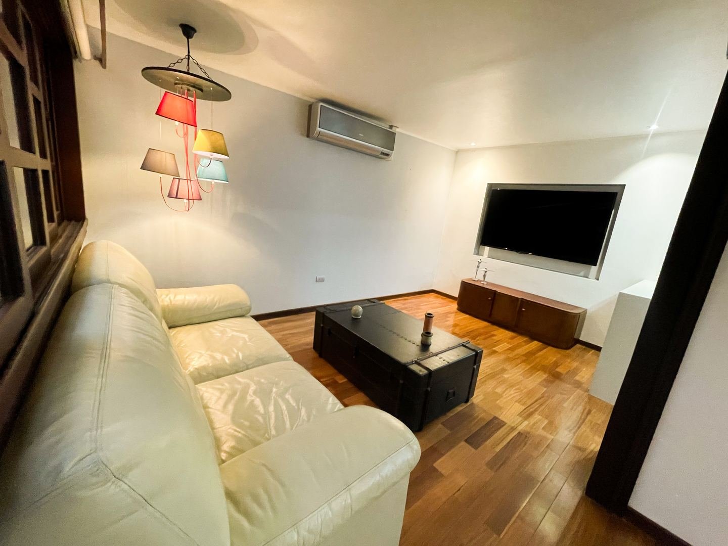 Home with Loft in Bello Horizonte, Escazú — photo 2