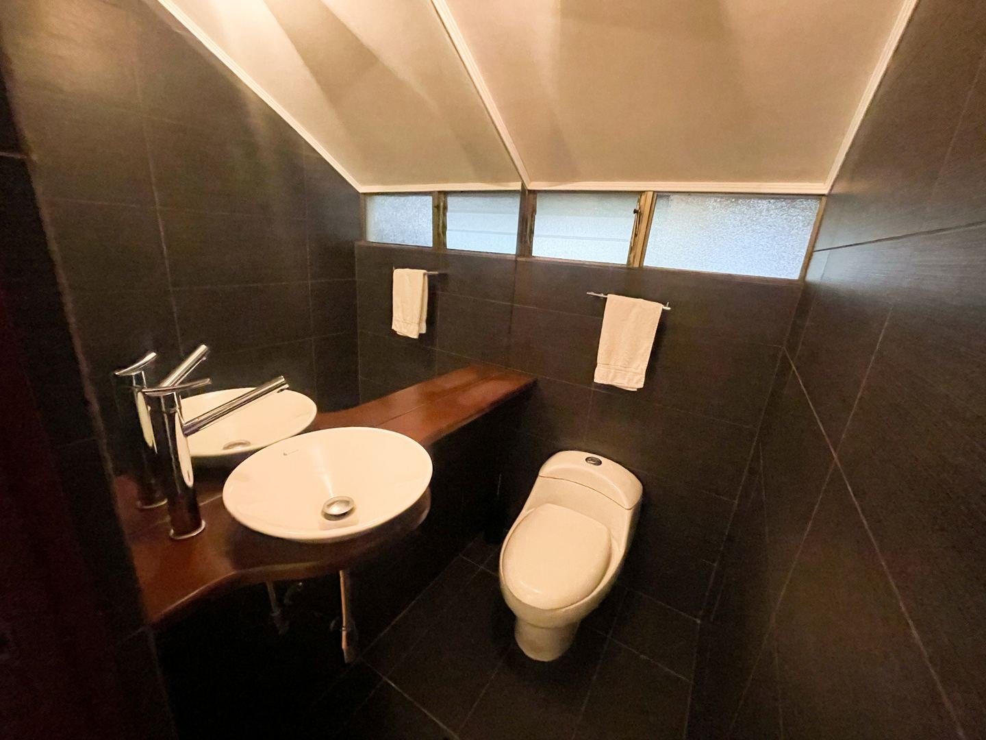 Home with Loft in Bello Horizonte, Escazú — photo 7