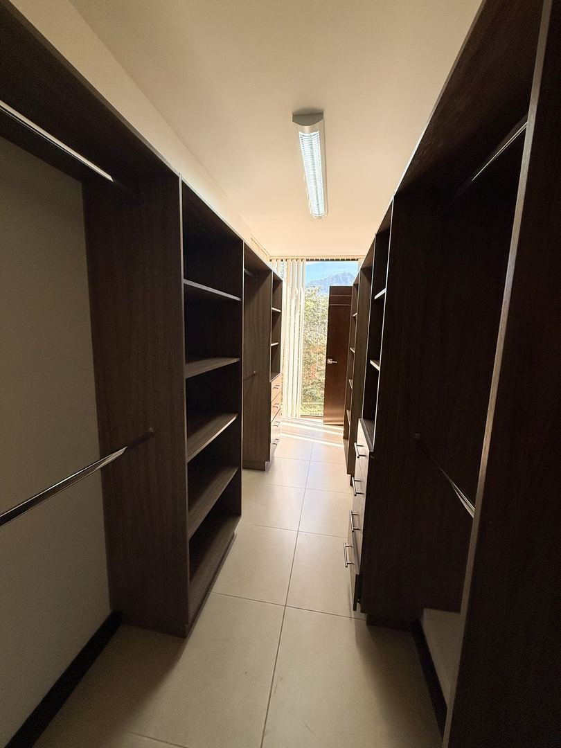 Apartment in Altos de Marbella Torre 200, Escazú — photo 2