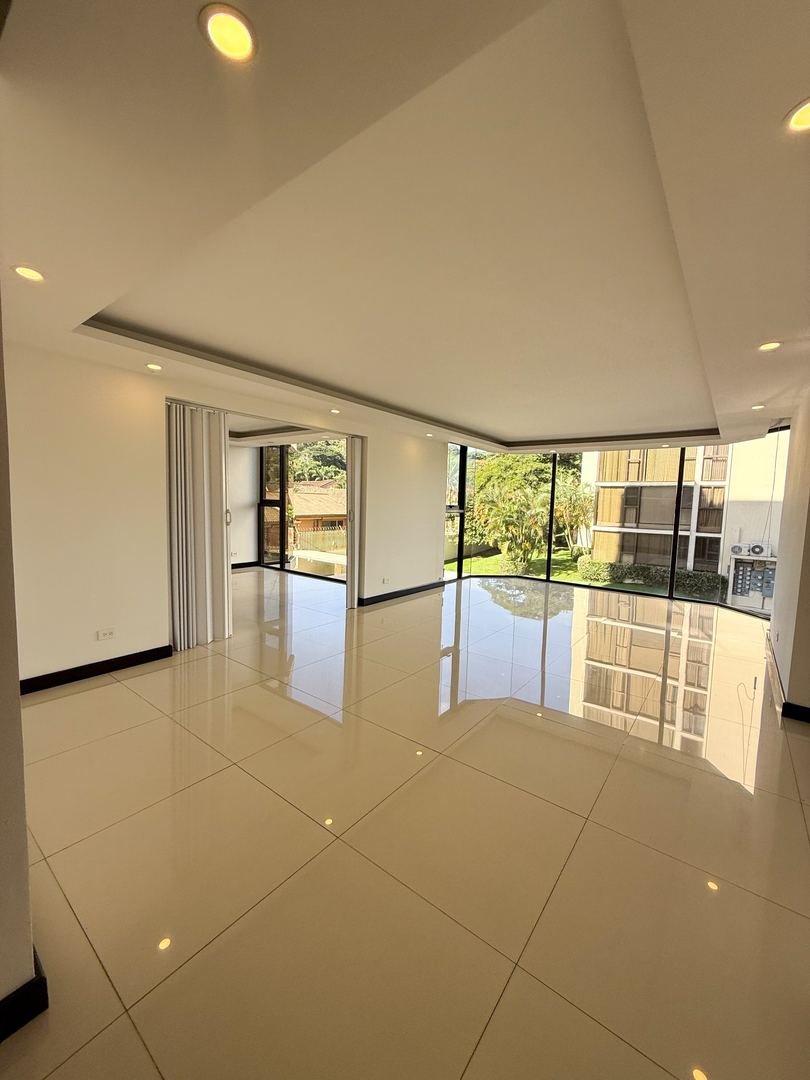 Apartment in Altos de Marbella Torre 200, Escazú — photo 25