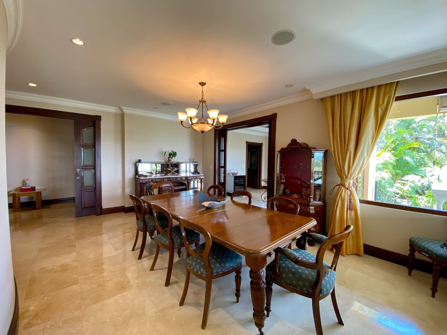 Home in Villa Real, Santa Ana — photo 28