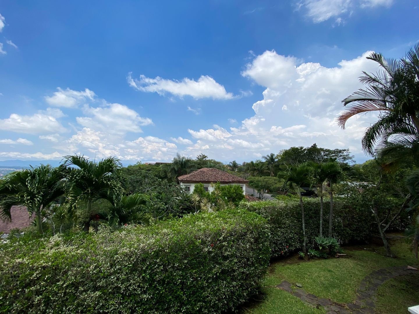 Home in Villa Real, Santa Ana — photo 41