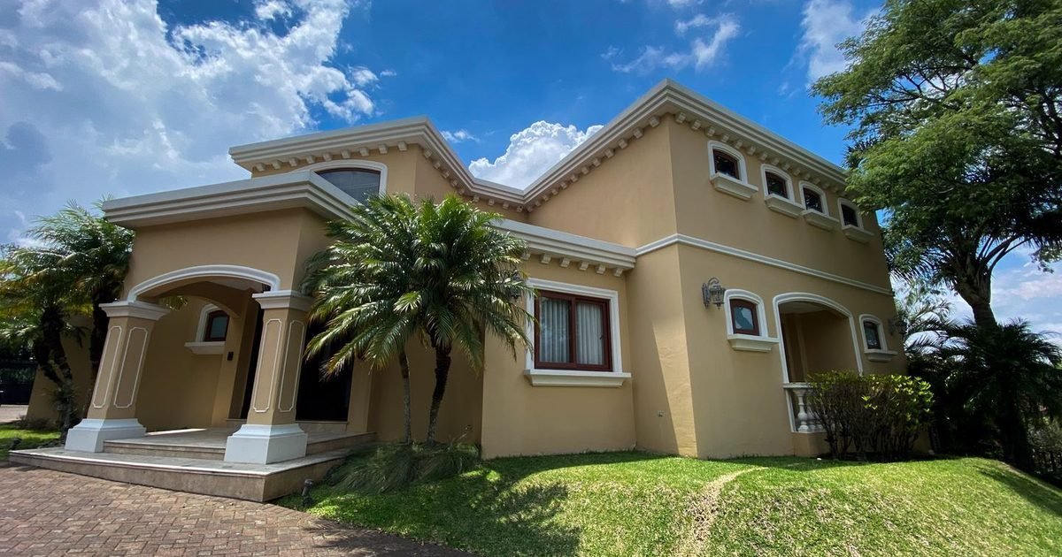 Home in Villa Real, Santa Ana — main photo
